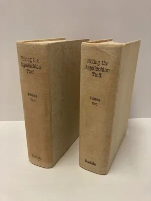 Hiking the Appalachian TrailHare, James R. (ed.)